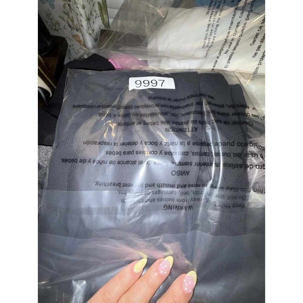 Lululemon Women's Speed Up Crop *21